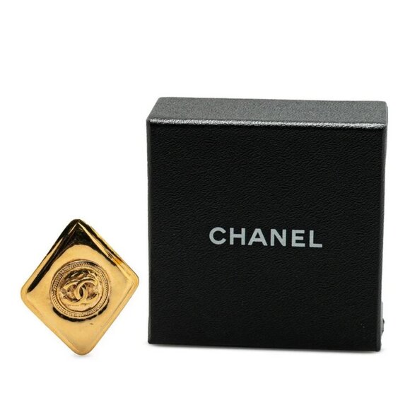 CHANEL CC Logos Rhombus Brooch Gold Tone Pin Auth w/Box #03444 - Picture 4 of 4